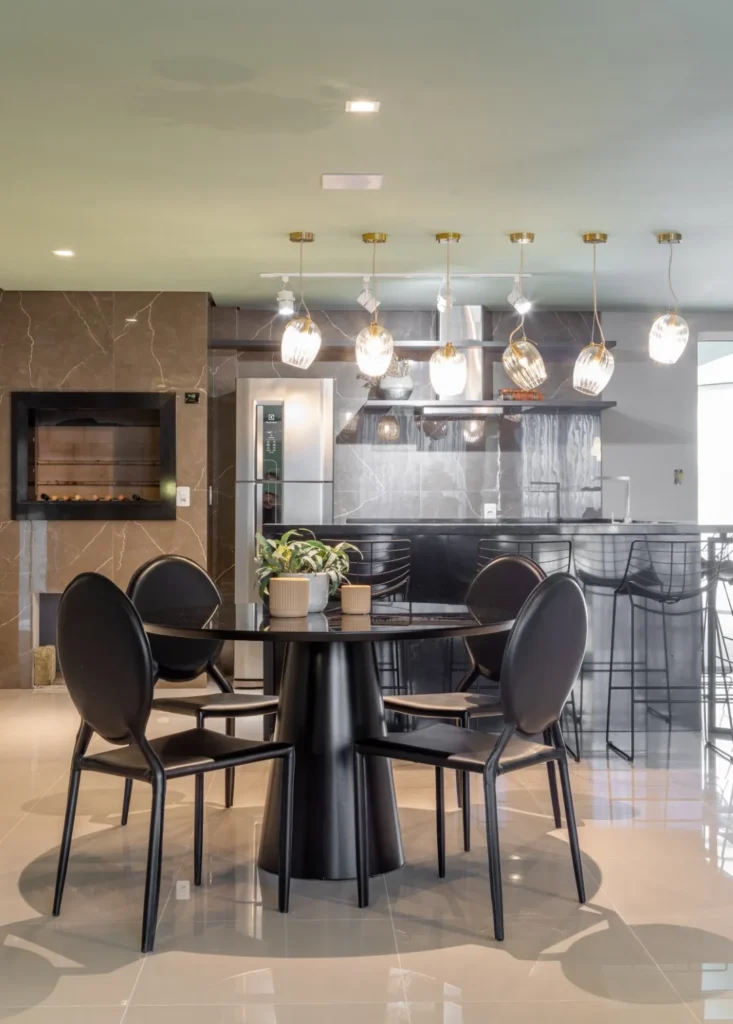 ba94b441-0a0c-477b-b969-d98a293351f4_xl (1)